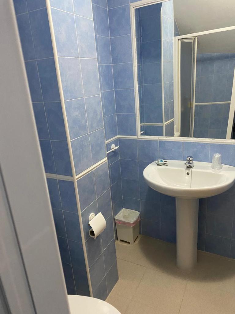 Hostal Y Apartamentos La Vereda Ruidera Extérieur photo