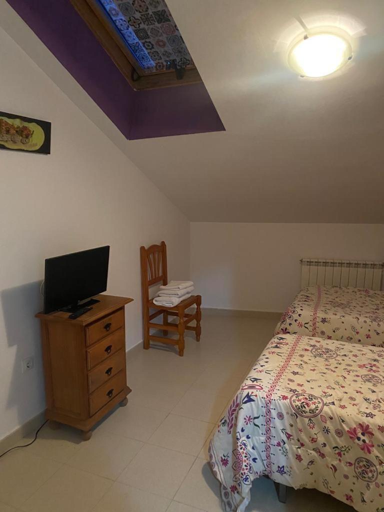 Hostal Y Apartamentos La Vereda Ruidera Extérieur photo