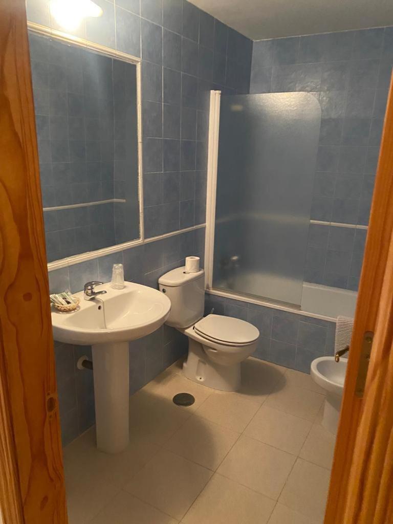 Hostal Y Apartamentos La Vereda Ruidera Extérieur photo