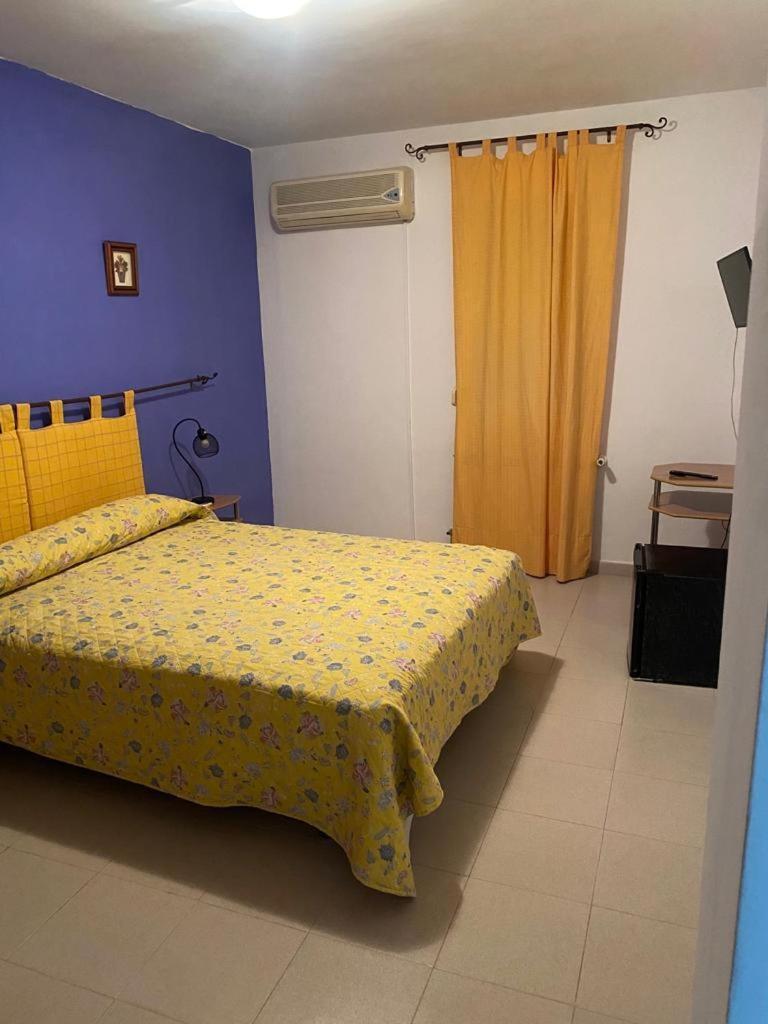 Hostal Y Apartamentos La Vereda Ruidera Extérieur photo