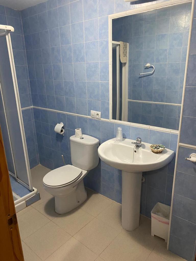 Hostal Y Apartamentos La Vereda Ruidera Extérieur photo