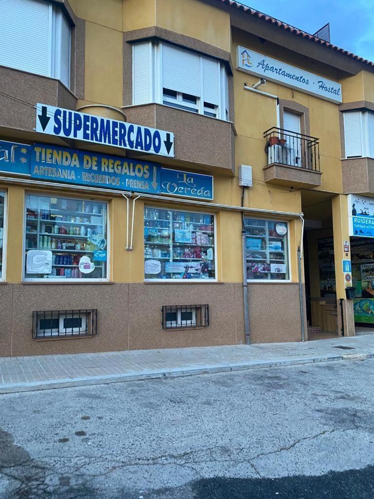 Hostal Y Apartamentos La Vereda Ruidera Extérieur photo